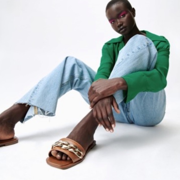 Zara Square Toe Vegan Leather Gold Chain Slides in Brown Size 7.5 or 38 - Picture 2 of 12